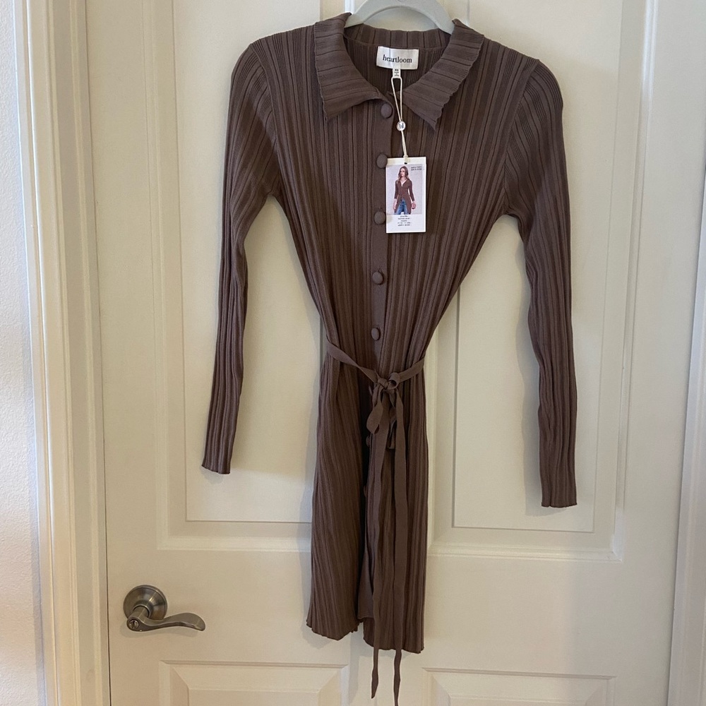 NWT Heartloom x REVOLVE Sweater Cardigan Dress Size XS Dark Tan With Tie - Picture 2 of 5